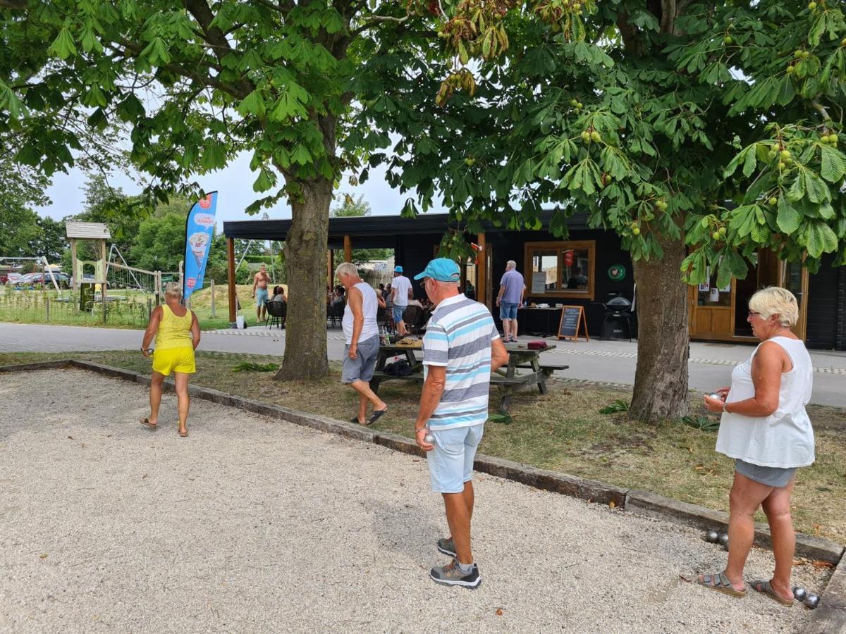 Coco Beach House Op Recreatiepark De Wielen Синт-Мартен Экстерьер фото